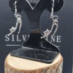 Sterling silver stretching cat hanging earrings